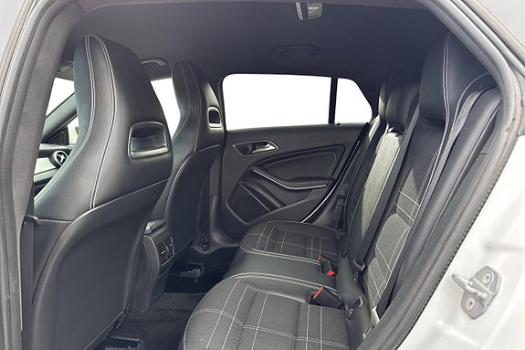 Mercedes-Benz CLA220 d 9 of 16