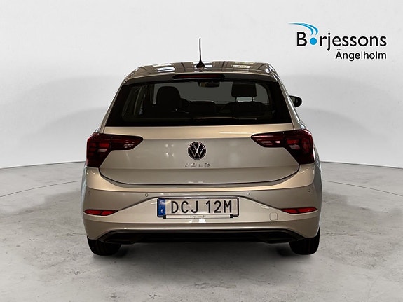 Volkswagen Polo 4 of 9