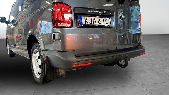 Volkswagen Caravelle 14 of 21