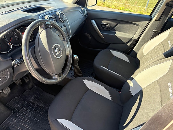 Dacia Sandero Stepway 8 of 13