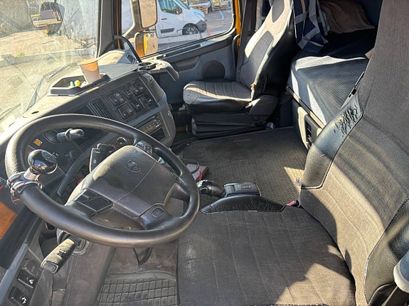 VOLVO FH480 8X4 TIPPBIL 11 of 12