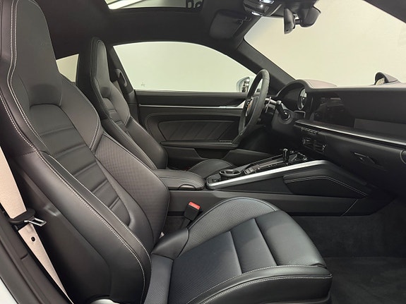 Porsche 911 Turbo S 7 of 21