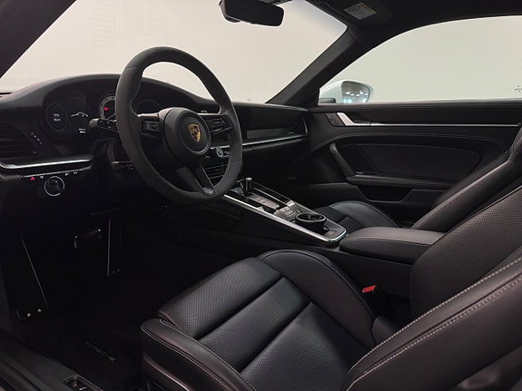 Porsche 911 Turbo S 8 of 21