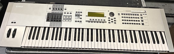 Product image 1 of 5