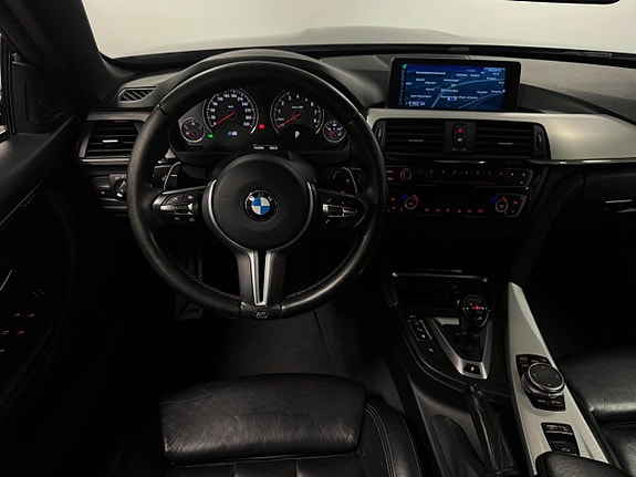 BMW M4 17 of 27