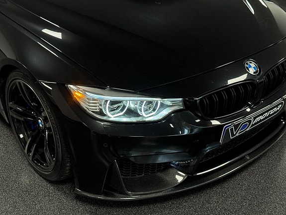 BMW M4 9 of 27