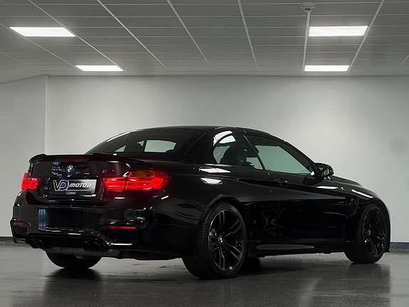 BMW M4 7 of 27