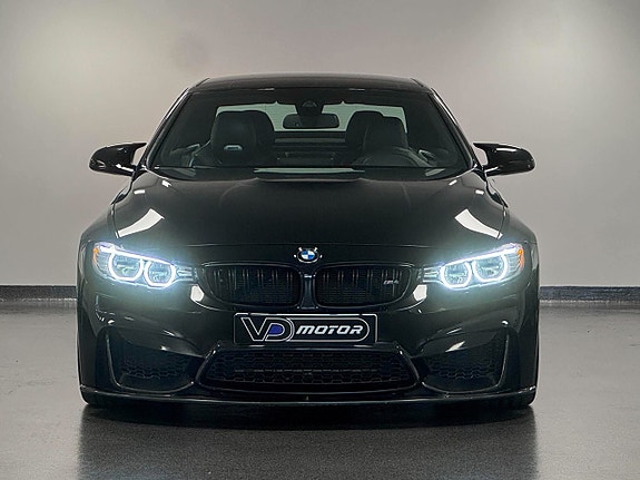 BMW M4 10 of 27