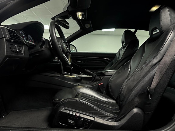 BMW M4 19 of 27