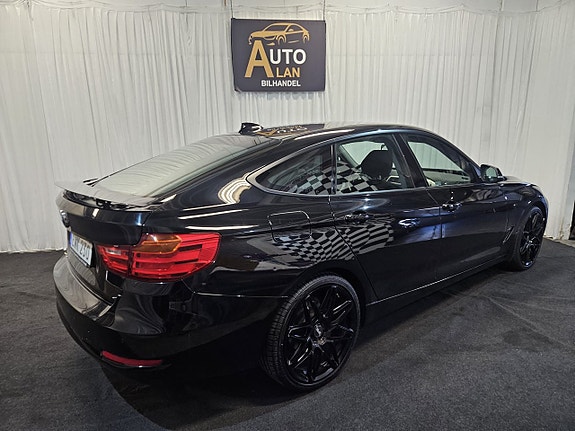 BMW 320d 2 of 8