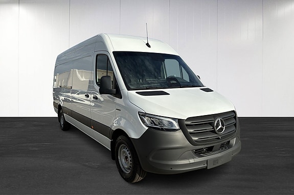 Mercedes-Benz eSprinter 420 2 of 20