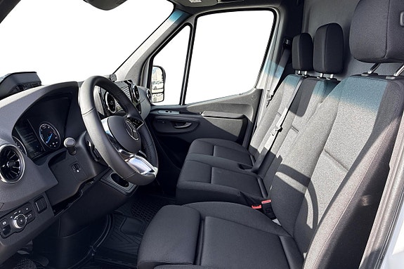 Mercedes-Benz eSprinter 420 12 of 20
