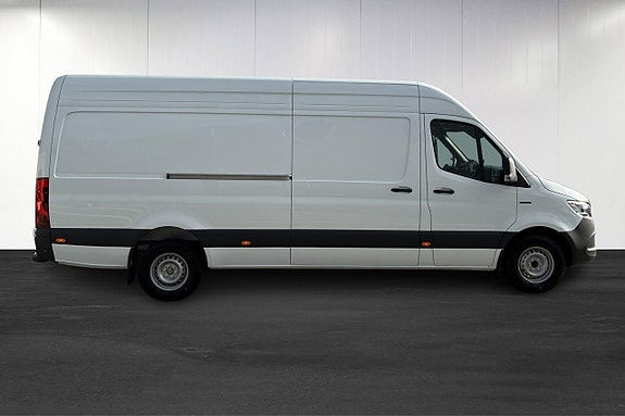 Mercedes-Benz eSprinter 420 8 of 20