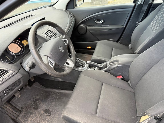 Renault Megane 7 of 10