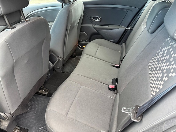 Renault Megane 8 of 10