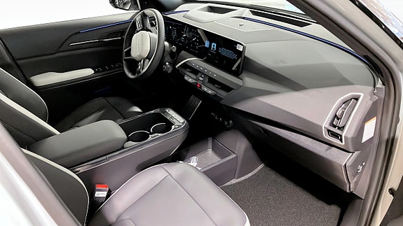 Kia EV5 3 of 12