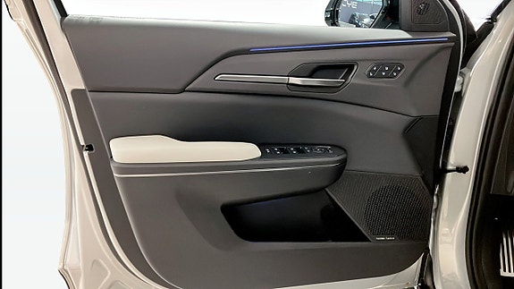 Kia EV5 11 of 12