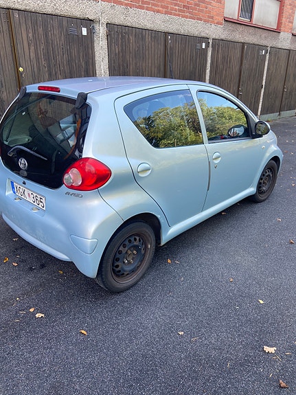 Toyota Aygo 4 of 7