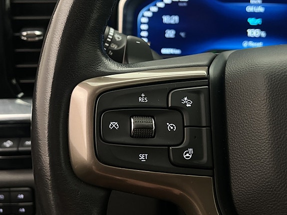 Chevrolet Silverado EV 24 of 30