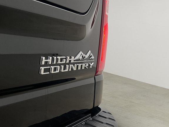 Chevrolet Silverado EV 15 of 30