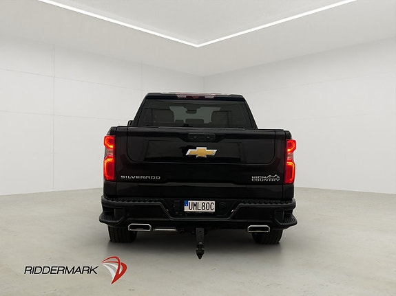 Chevrolet Silverado EV 8 of 30