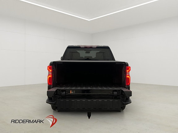 Chevrolet Silverado EV 14 of 30