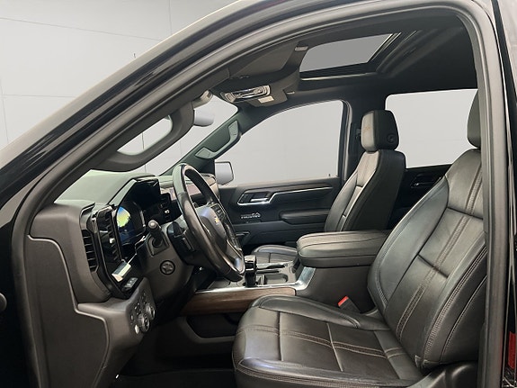 Chevrolet Silverado EV 20 of 30