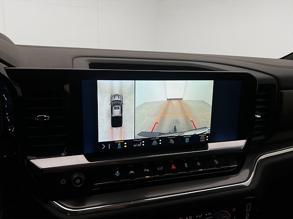 Chevrolet Silverado EV 29 of 30