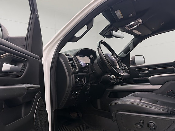 Dodge RAM 1500 17 of 30