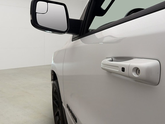 Dodge RAM 1500 12 of 30