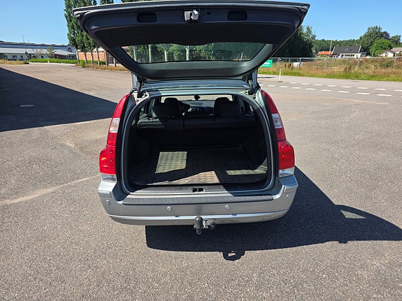 Volvo V70 8 of 8