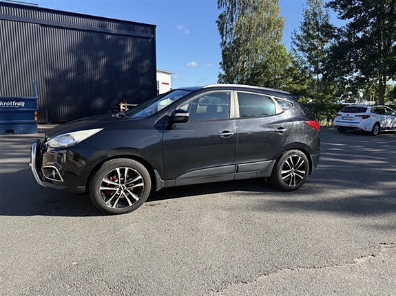 Hyundai ix35 2 of 17
