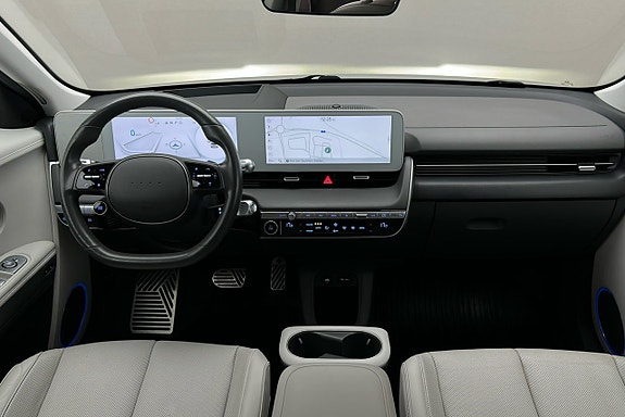 Hyundai Ioniq 5 3 of 3