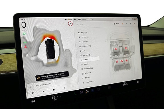 Tesla Model Y 29 of 30