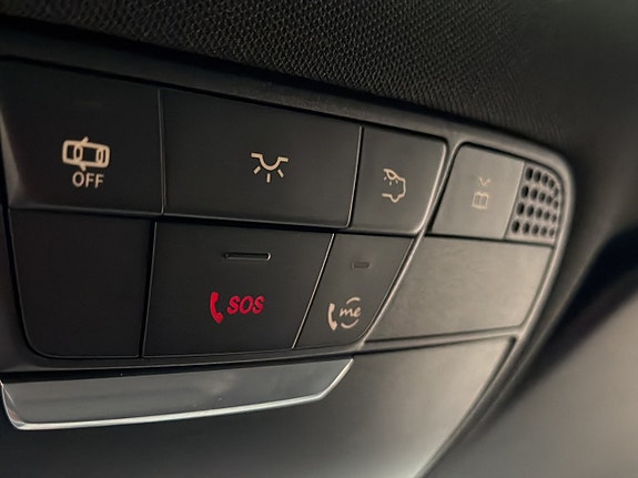 Mercedes-Benz EQC400 24 of 30