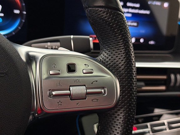 Mercedes-Benz EQC400 21 of 30