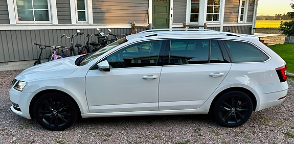 Skoda Octavia 4 of 15