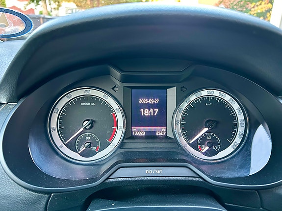 Skoda Octavia 12 of 15