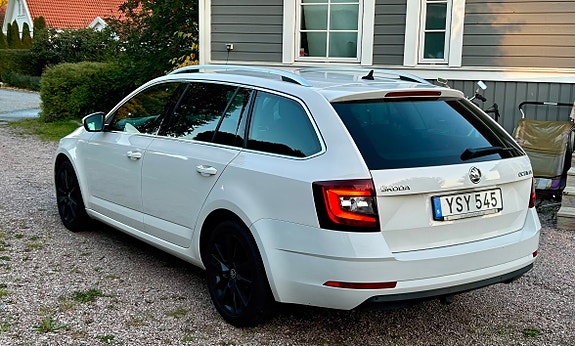 Skoda Octavia 3 of 15
