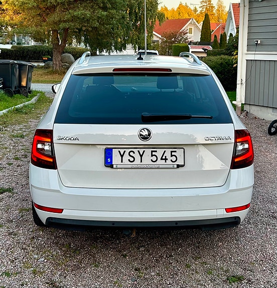 Skoda Octavia 5 of 15