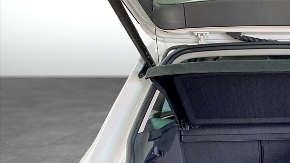 Volkswagen Tiguan 12 of 13