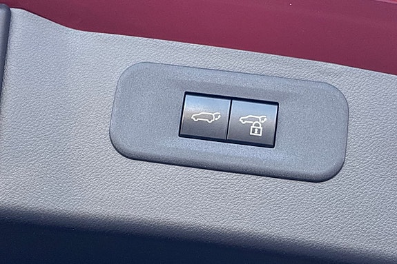 Lexus NX350h 22 of 29