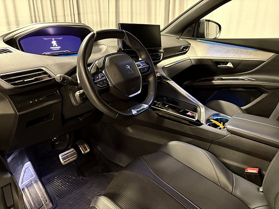 Peugeot 5008 8 of 17