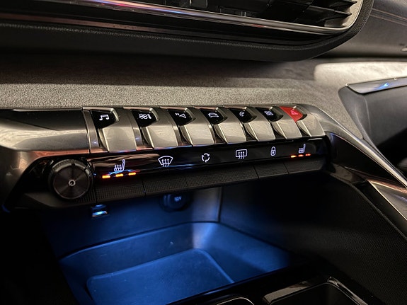 Peugeot 5008 11 of 17