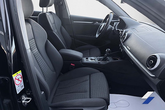 Audi A3 8 of 9