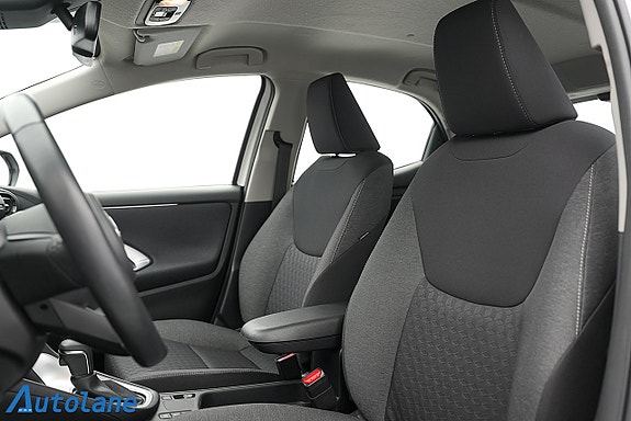 Toyota Yaris 21 of 30