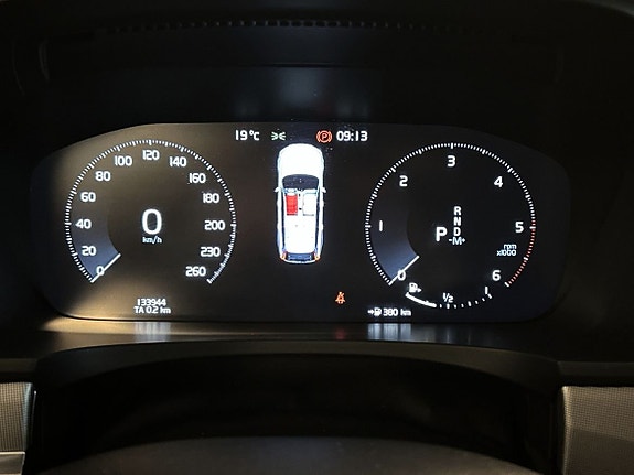 Volvo V90 Cross Country 13 of 15
