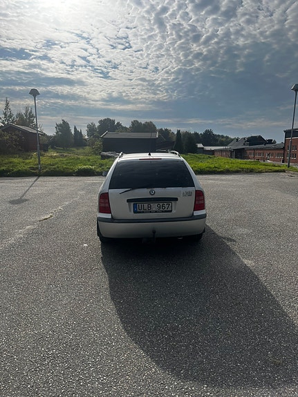 Skoda Octavia 6 of 11