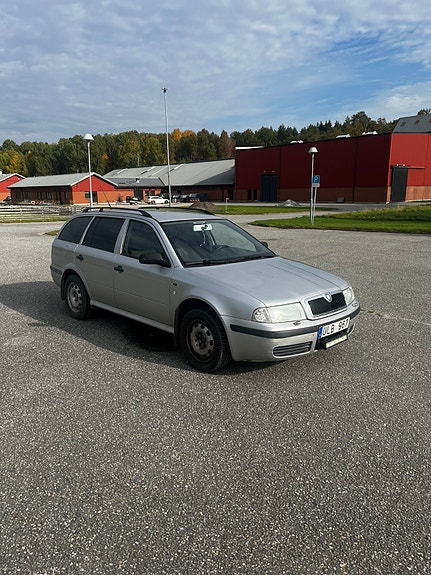 Skoda Octavia 9 of 11