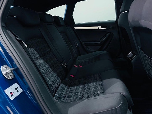 Audi A4 8 of 19